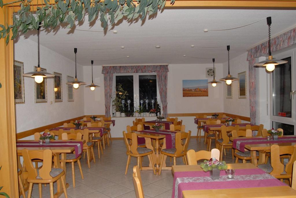Gaestehaus Kleine Kalmit Landau in der Pfalz Bagian luar foto