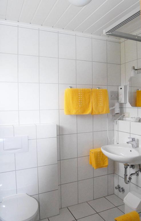 Gaestehaus Kleine Kalmit Landau in der Pfalz Ruang foto